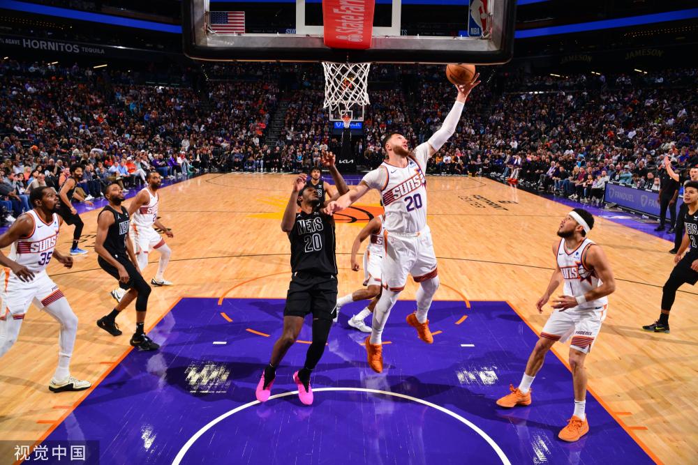 他也在努力 他也在努力