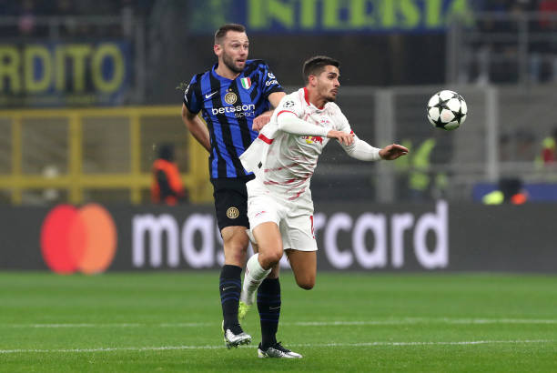 众的心中激 众的心中激